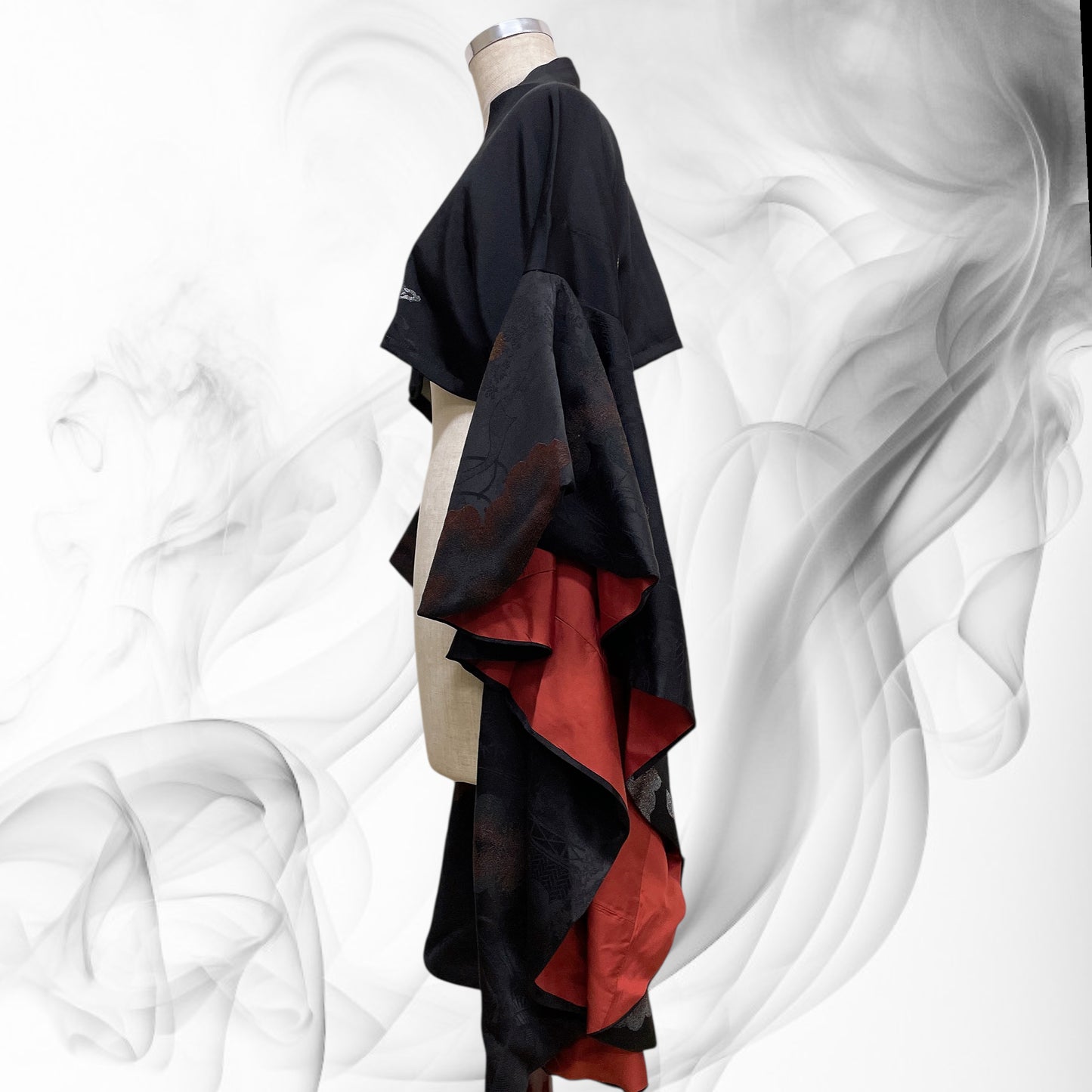 ブラック ドレープ袖 ミニ羽織 着物リメイク 黒