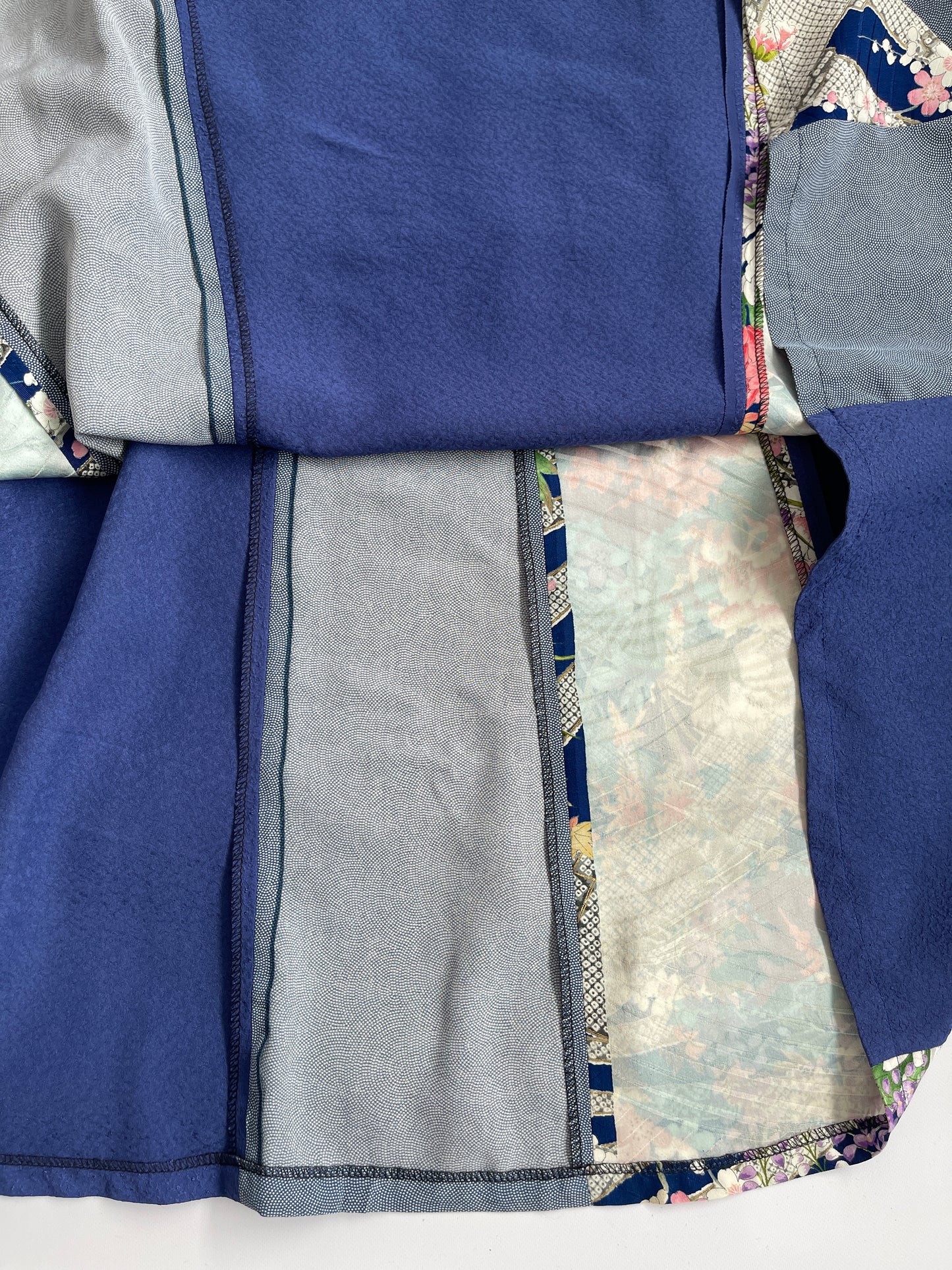 正絹 ネイビー×四季花柄 パッチワークワンピース  B80315