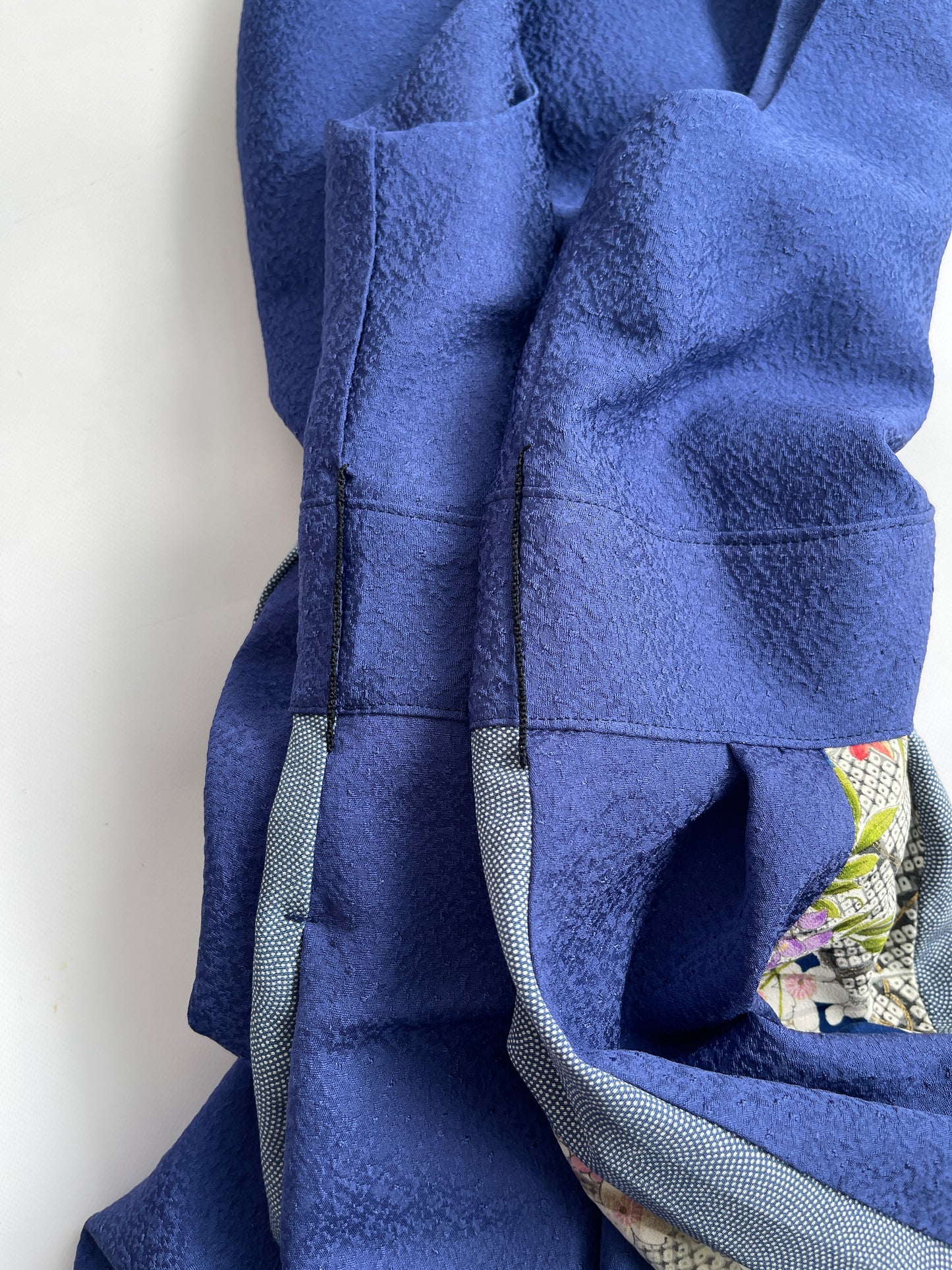 正絹 ネイビー×四季花柄 パッチワークワンピース  B80315