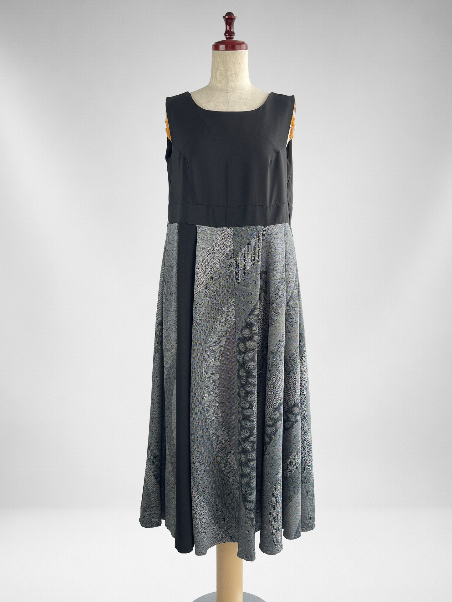 伝統工芸士 保科土山 最高級浜ちりめん1等品 プレミアムアクセントカラーワンピース | 黒×グレー