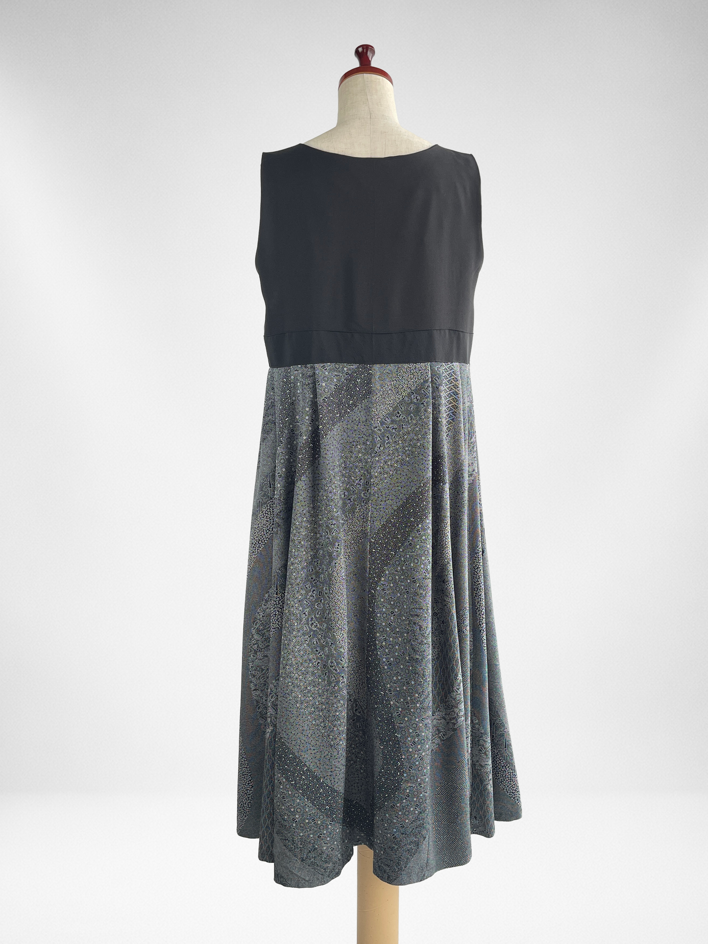 伝統工芸士 保科土山 最高級浜ちりめん1等品 プレミアムアクセントカラーワンピース | 黒×グレー